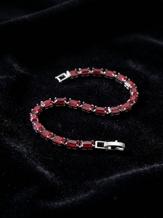 CRIMSON BAGUETTE CHAIN