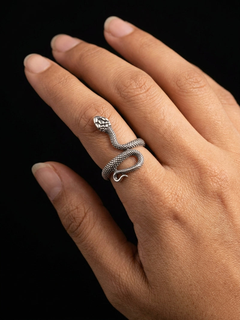 SERPENT COIL RING