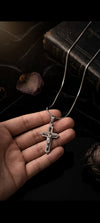 ETERNAL CRUCIFIX PENDANT