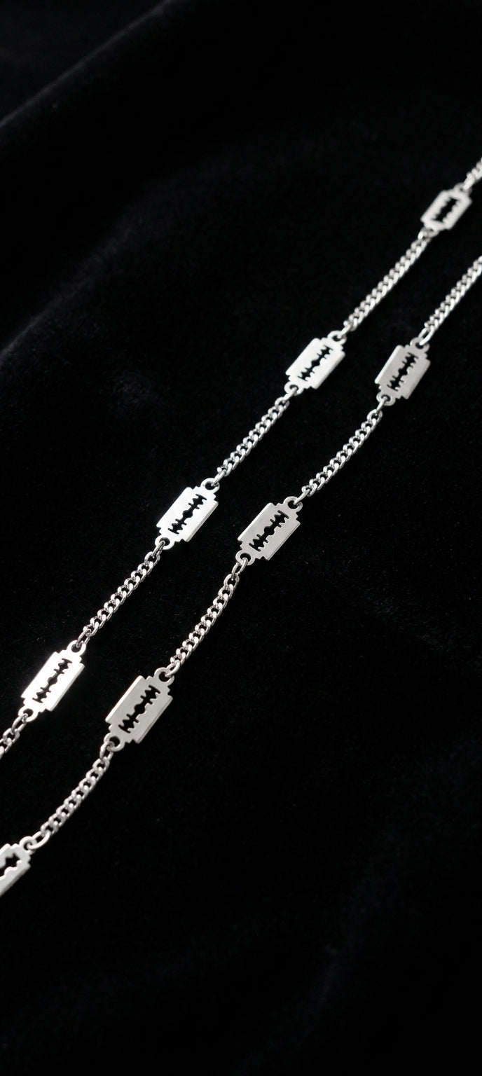RAZOR CURB CHAIN