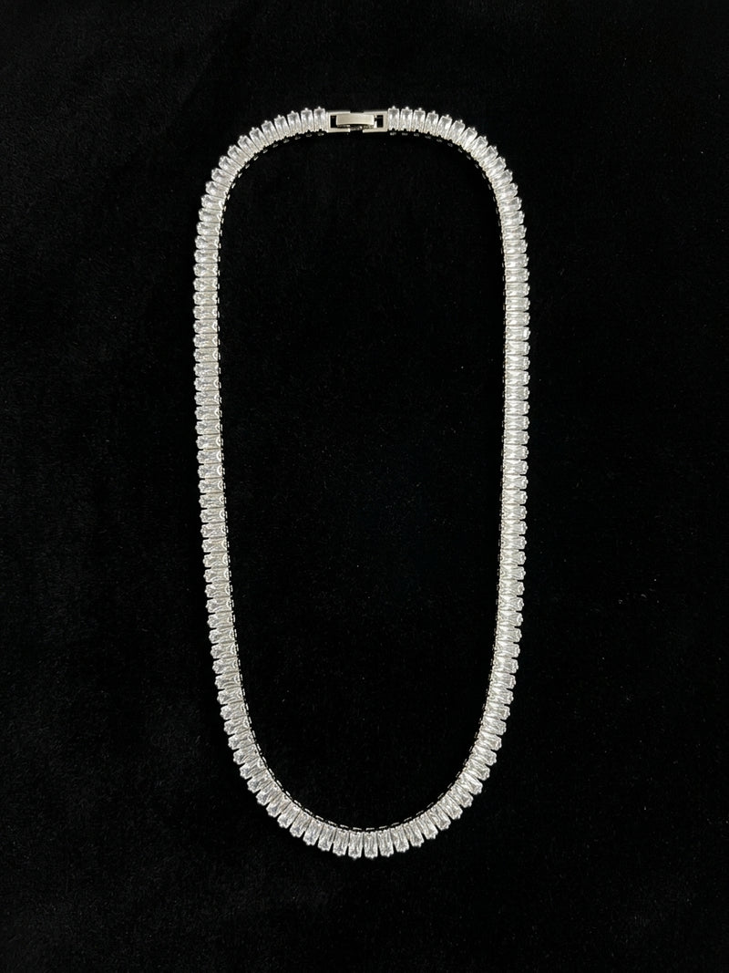 CATHEDRAL BAGUETTE CHAIN
