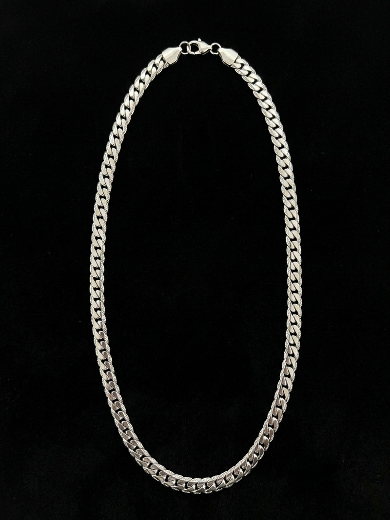 ETCHED VOID CHAIN